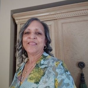 Meet your Posher, Sheila